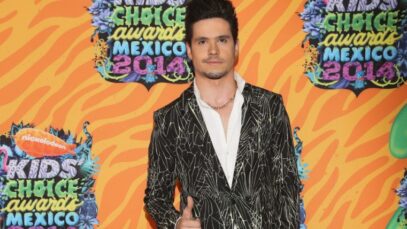 Eleazar Gómez 6