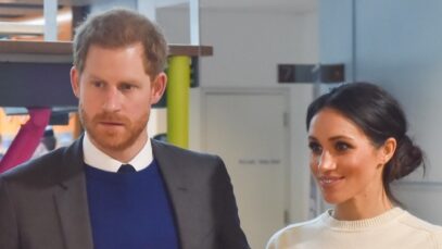 Prince_Harry_and_Ms._Markle_visit_Catalyst_Inc_41014635231_cropped