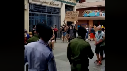 joven protesta