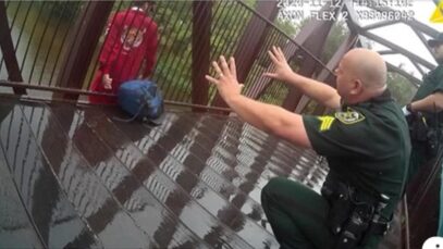 Viral-video-rescate-policia-hombre-intento-suicidarse-Florida