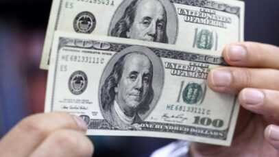 dolares