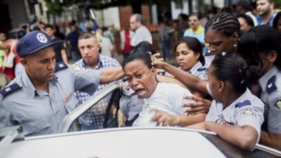 represion-damas-de-blanco-dia-de-los-derechos-humanos