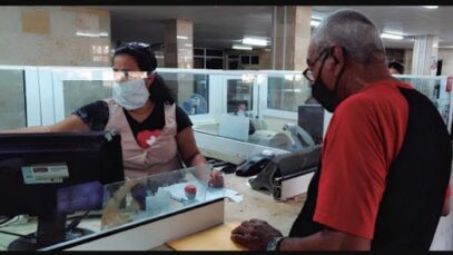 Bancos no tienen divisas para convertir cuentas foto vanguardia