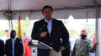 DeSantis homenaje