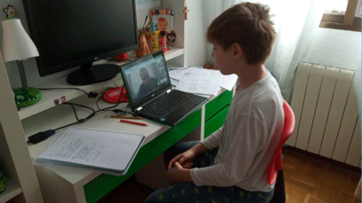 estudiar estudiante niño