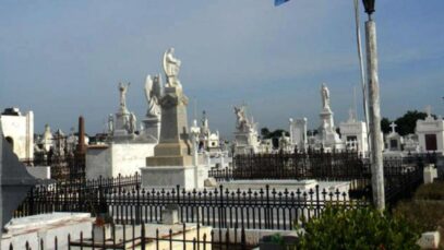 Cementerio de manzanillo