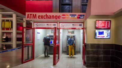 cuba-suspende-venta-dolares-aeropuertos