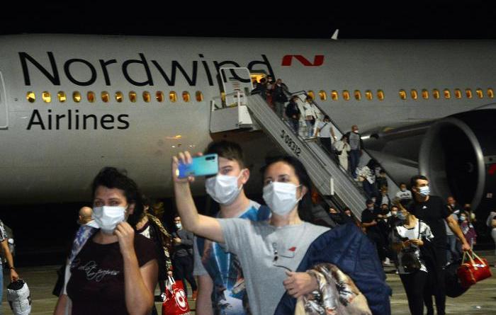 Turistas rusos aumentará en plena crisis de la pandemia en Cuba
