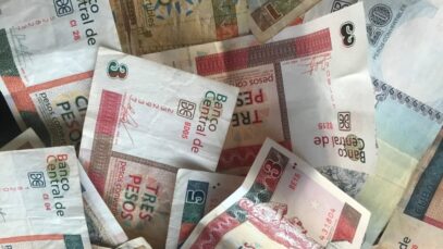 En-un-mes-solo-avanza-un-7-la-recogida-del-CUC-en-Cuba-1024×768