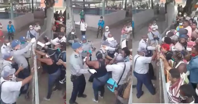 cuba colas pollo moneda nacional