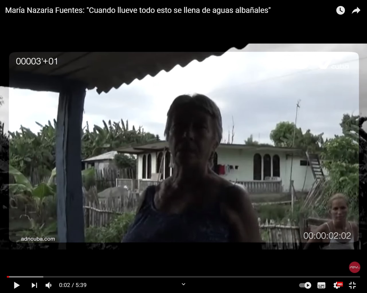 Denuncia cubana enferma que la lluvia inunda su casa de aguas albañales