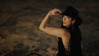 dua-lipa-estrena-video-love-again-cancion-can-they-hear-us