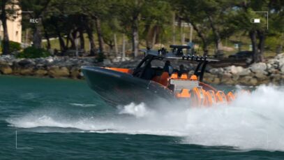 lanchas 5 y 6 motores