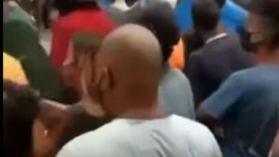 Cubanos vuelcan patrulla