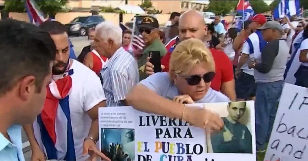 Cubana sobrinos